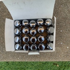 取引中　スタッドレスタイヤ　美品