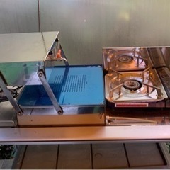 シーズンです　オートキャンプ　車載用折り畳み式ギャレー　ステンレス製シンク　ソロキャンプ　IGT 調理台