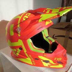 新品未使用 FXR ブーストクラッチヘルメット スノーモービル モトクロス オフロード