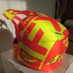 新品未使用 FXR ブーストクラッチヘルメット スノーモービル モトクロス オフロード