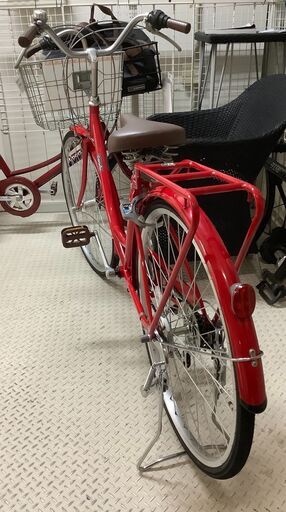 自転車 caracol 26インチ 変速あり レッド【ユーズドユーズ名古屋天白店】J2247 自転車 caracol 26インチ 変速あり レッド【ユーズドユーズ名古屋天白