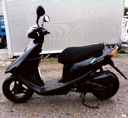 非常に良いエンジン。 （スズキ）。 V50。 (Address). バッテリーは