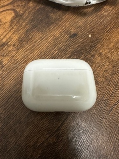 AirPods Pro 第一世代　中古　ケース