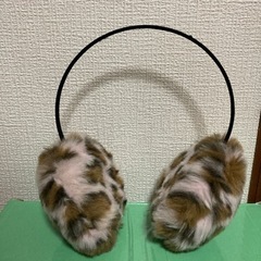 イヤーマフ差し上げます。