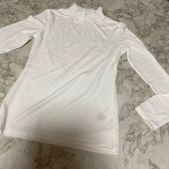 美品💜GU 白長袖ネック服 Mサイズ