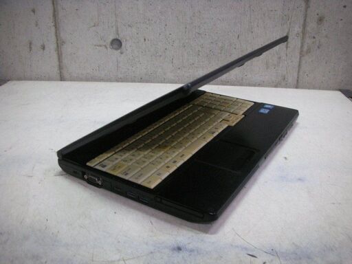 ☆条件＝取引概要説明済、画面割れパソコン2台無料引き取り☆おまけOS