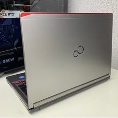 富士通ノートパソコンE736-P SSD256GB 2017年製