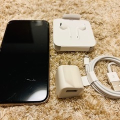 配送可　iphone11pro ゴールド　256gb SIMフリー
