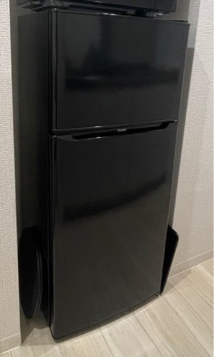 冷蔵庫 冷凍庫 130L 右開き ブラック ハイアール Haier