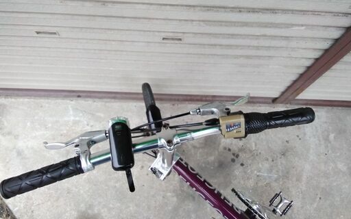プジョー コリブリ 折り畳みミニベロ 18インチ アルミ 赤紫 配送無料