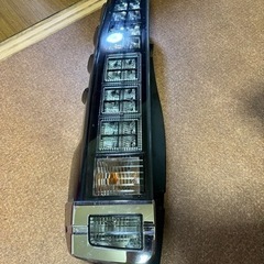 voxy 80 前期　テールランプ　左右