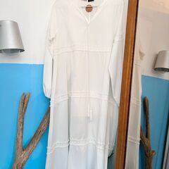 【新品レディース服】ワンピース白