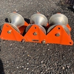 育良精機製作所　3連コロ