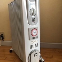 デロンギ　オイルヒーター　100V 1500W 