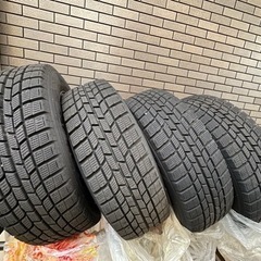 スタッドレスタイヤ 175/65R15 84Q