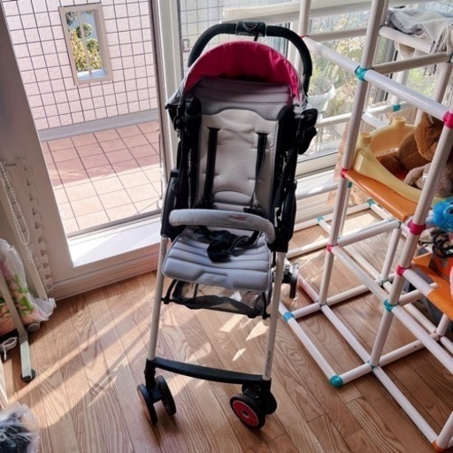 Combi ベビーカー　F2Plus