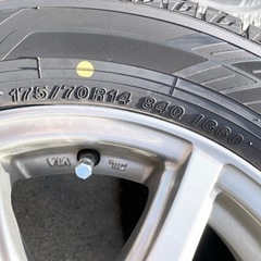 ヨコハマタイヤ　スタッドレス　スタッドレス、ホイールセット