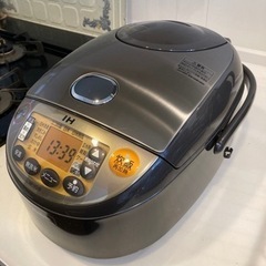 【象印】 17年製 IHジャー 5.5合炊き 炊飯器 NP-VQ10