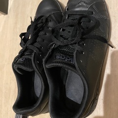 adidas アディダス 27cm ブラック スニーカー 運動靴
