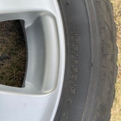 最終値下げしました‼️スキー、スノーボードシーズン前に‼️スタッドレスタイヤ４本セット