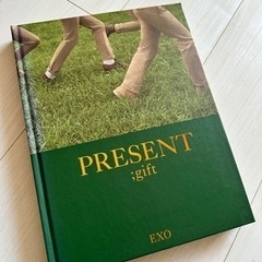 EXO写真集 PRESENT;gift フォトブック