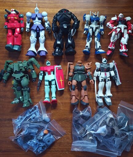 【まとめ売り】ガンプラなど組立済み完成品13点　　　　ガンプラ・プラモデル まとめ売り】ガンプラなどプラモデル13点 組立済み完成品 模型