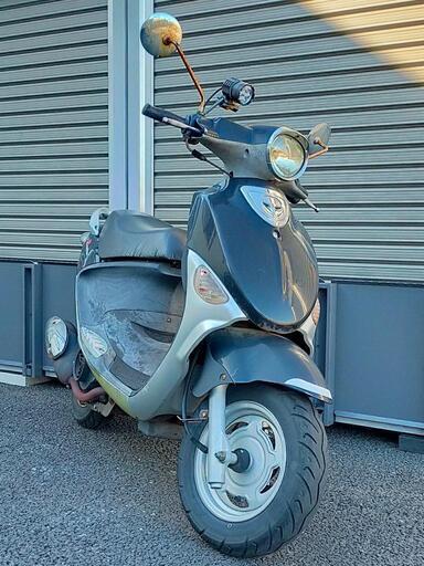 実動　おしゃれなレトロ風125ccスクーター