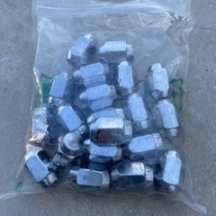 スタッドレスタイヤ17インチ