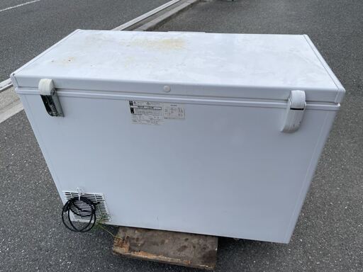 ☆中古品 レマコム冷凍ストッカー RRS-262NF 2012年製 262L 