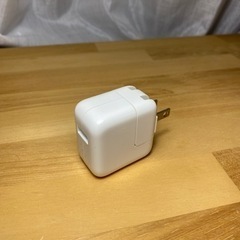 Apple アップル純正  12w USB電源アダプター