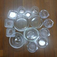 耐熱プレート IWAKI GLASS / PYREX と ガラス食器