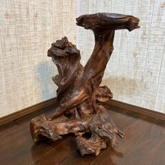 神代杉　オブジェ　インテリア　立派な佇まい　221126−2