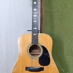 スズキ　アコースティックギター　W-200 