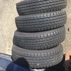 箱バン軽トラ用スタッドレス4本バリ山中古