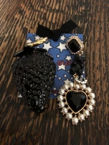 【新品】BEAMS ピアス いちご ロリパン PUNK ロリータ ゴスロリ
