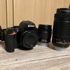 Nikon デジタル一眼レフカメラ D5600 ダブルズームキッ...