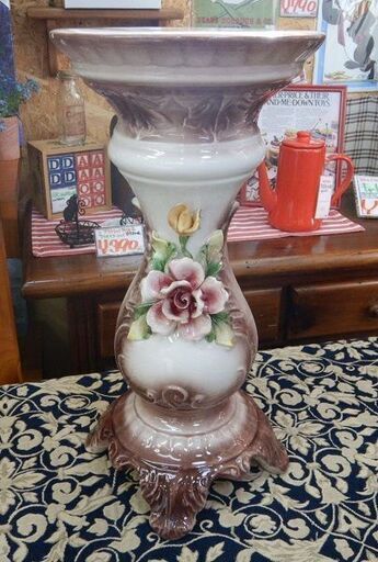 【販売終了しました。ありがとうございます。】イタリア製　陶器の置物　中古品　/　オブジェ　花台　ITALY　相模原市　リユースショップエコノサー