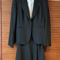 【ネット決済】値下げレディースブラックスーツSサイズ