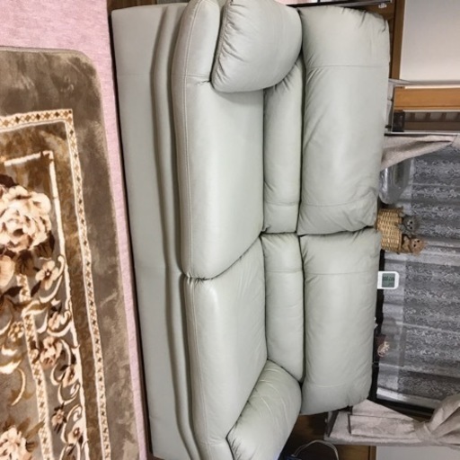 三人掛ソファー