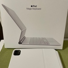 値引き‼️【多少の価格交渉可】ほぼ未使用iPad Magic K...