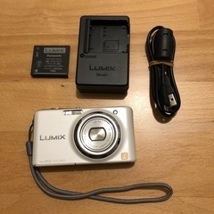 お譲りする方決定【美品】LUMIX デジタルカメラ(DMC-FX77)