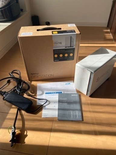 家庭用NAS Synology DS216j  HDD4TB２個