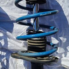 30プリウス　ローダウンサスペンション