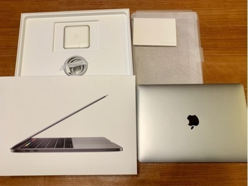 MacBook pro 13インチ　スペースグレー