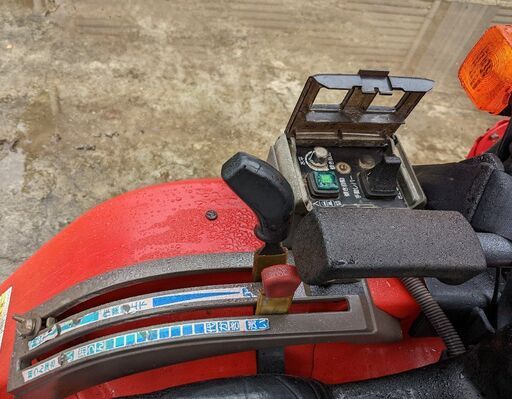鹿児島発ヤンマー16馬力トラクターKe60 自動水平、自動深耕、逆転