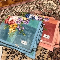 日本製　アクリル毛布　2枚