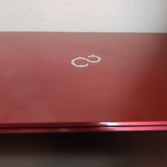 赤富士通 高速SSD メモリ4G大画面15.6インチ カメラ内蔵 CDDVD読み書き