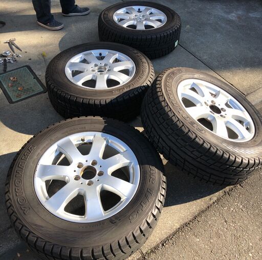 メルセデスベンツ純正ホイール 17インチ スタッドレスつき