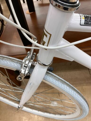 新品未使用 21テクノロジー 27インチ クロスバイク シマノ6段変速ギア  