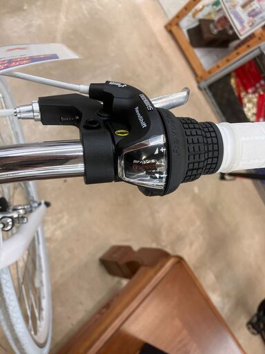 新品未使用 21テクノロジー 27インチ クロスバイク シマノ6段変速ギア  